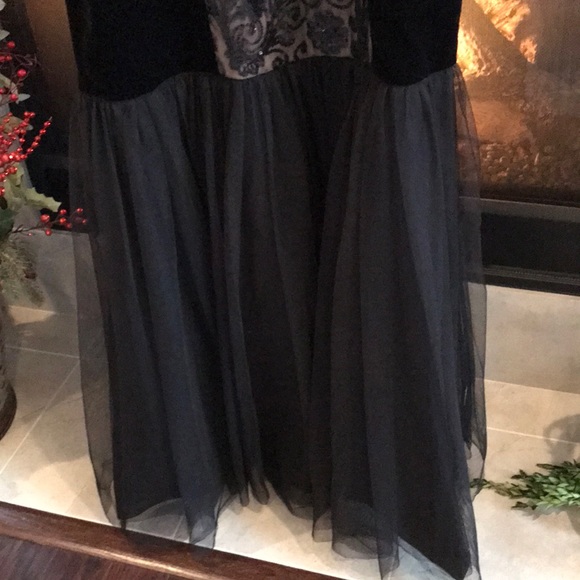 Evening Dress - Picture 3 of 8